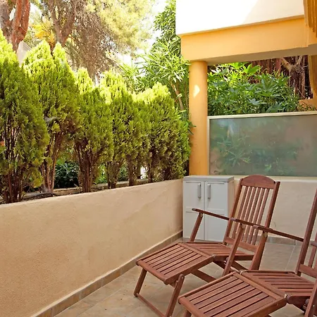 Apartment Beachside With Shared Pool Marbella